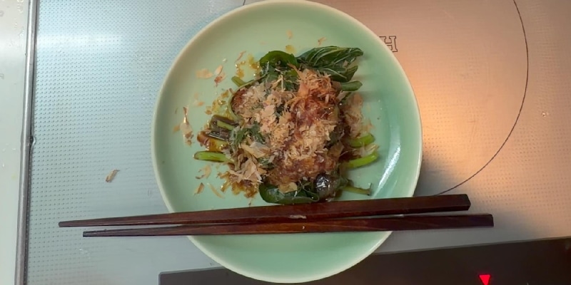 サツマイモの葉茎茹水切後鰹節醤油